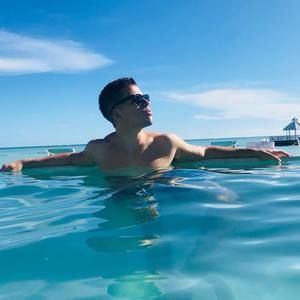 Meet your Posher, Jared